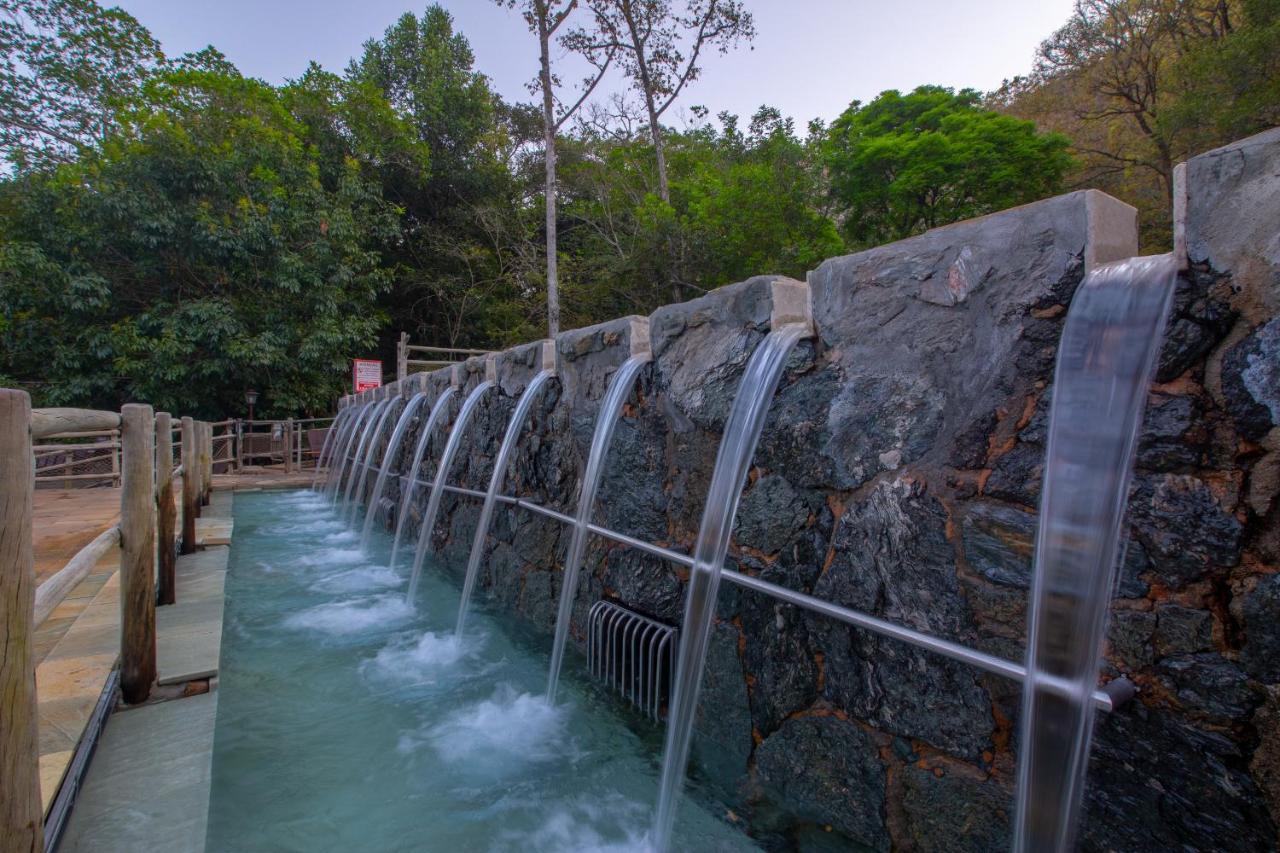 Rio Quente Resorts - Hotel Luupi Екстериор снимка